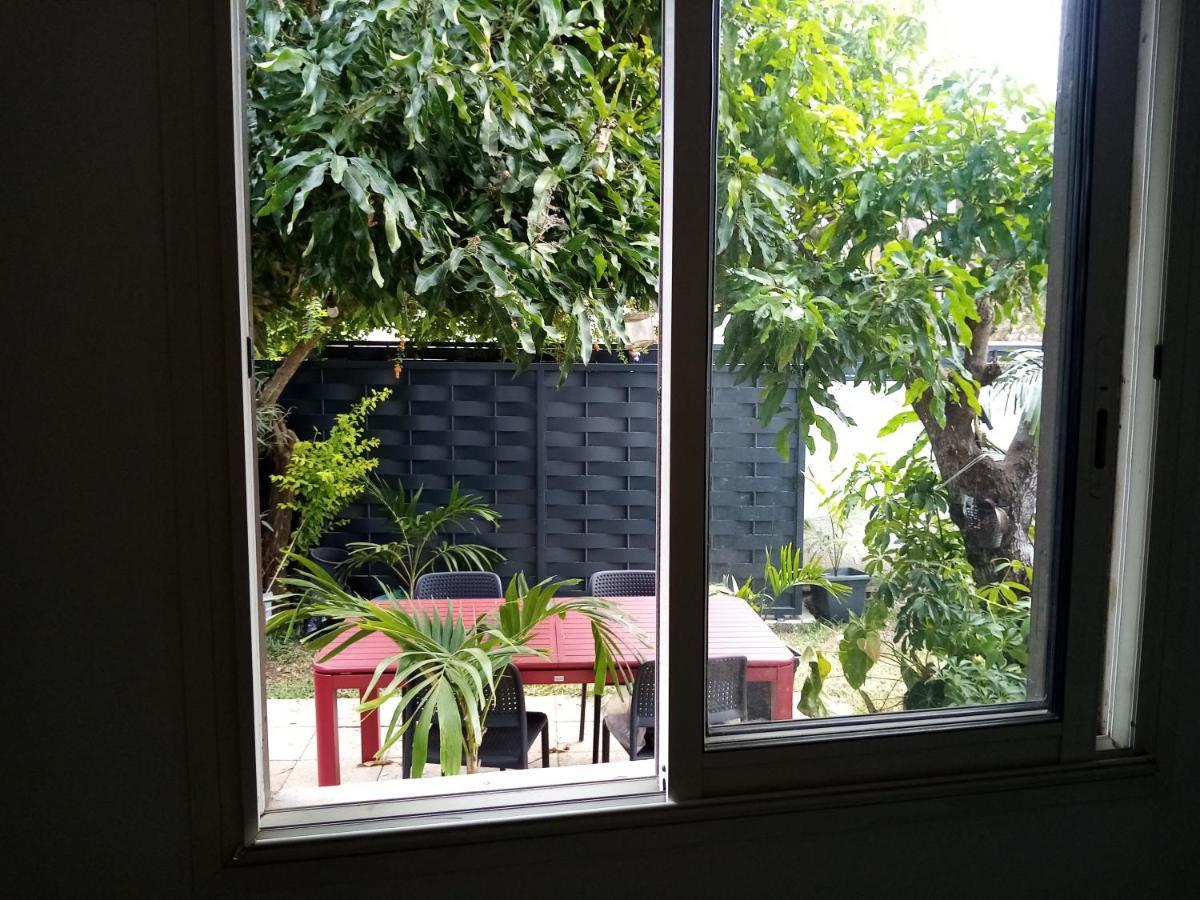 Apartamento Meuble Le Manguier Saint Pierre Exterior foto